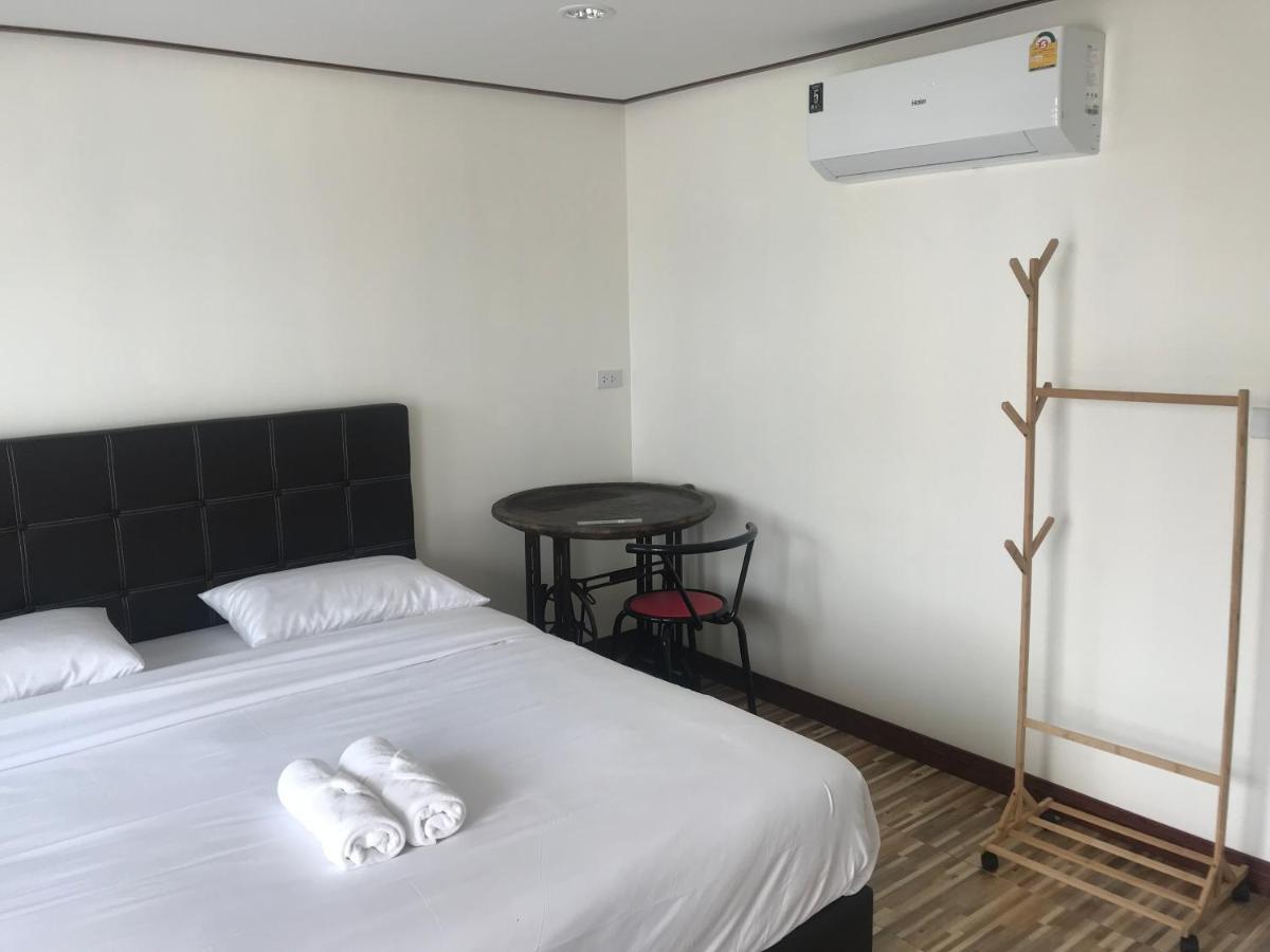 บ้านวิรา ห้องพัก Baan Wira Khon Kaen Extérieur photo